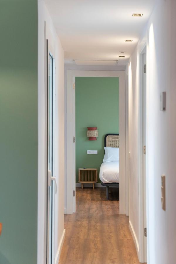 Caliu Apartments Barcelona - Camp Nou L'Hospitalet de Llobregat Exteriör bild