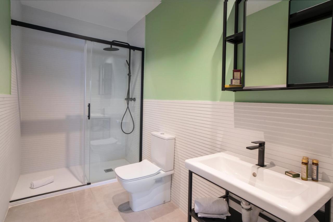 Caliu Apartments Barcelona - Camp Nou L'Hospitalet de Llobregat Exteriör bild